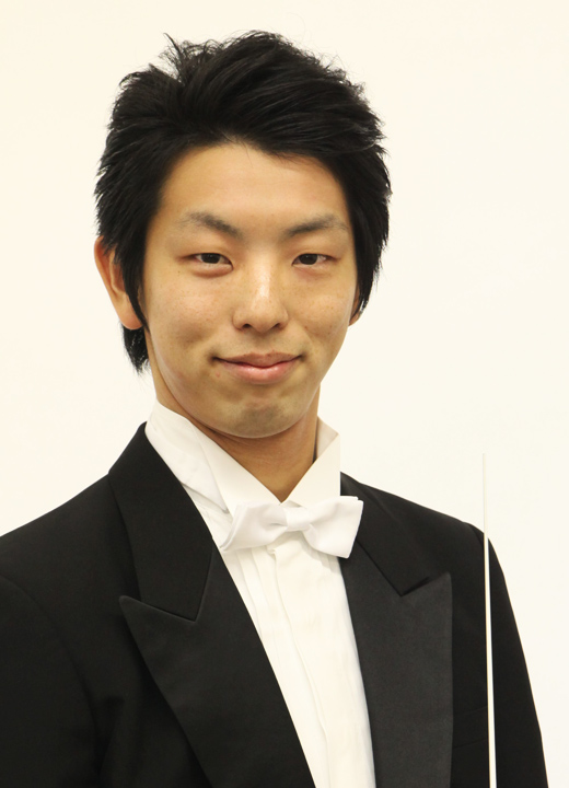 プロフィール写真：浦優介（指揮者）　- URA Yusuke -